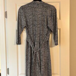 Karina - Ruby Dress - Snow Leopard - Elbow-Length Sleeves - Knee Length